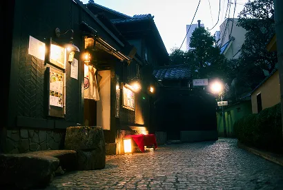 神楽坂 兵庫横丁（徒歩17分・約1,350m）